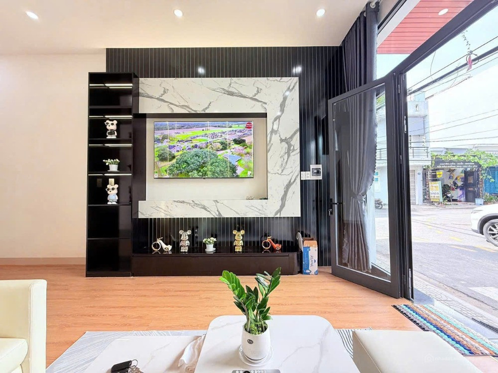 CHỦ CẦN TIÊN BÁN NHÀ 3 TÂNG 3 MÊ ĐẸP đường BÀU HẠC 2 - TRUNG TÂM TP ĐÀ NĂNG