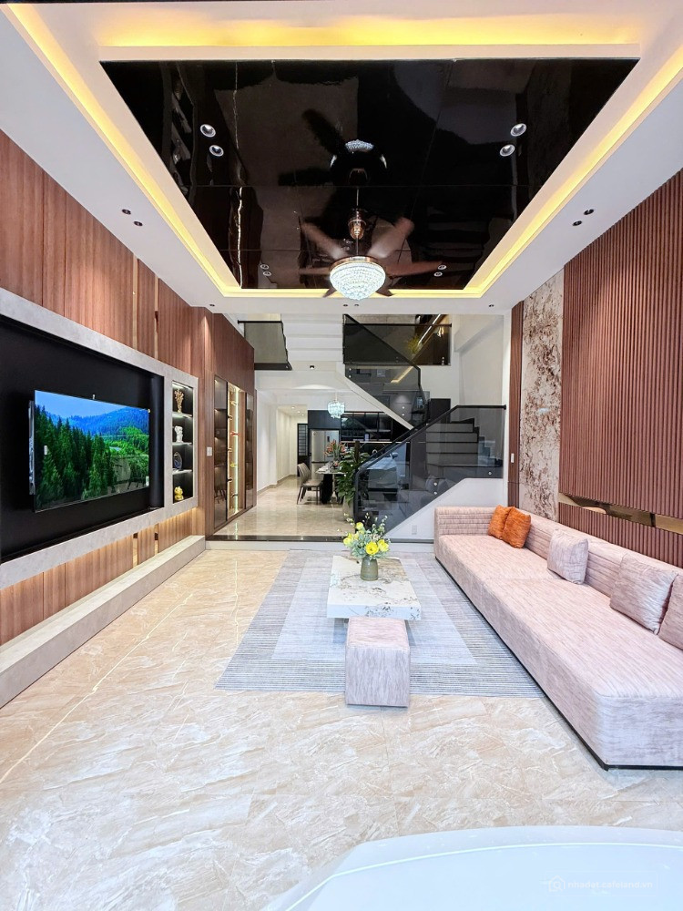 Nhà Đẹp 3 Tầng - mt Trần Kim Xuyến, Hòa Xuân - Giá Mềm