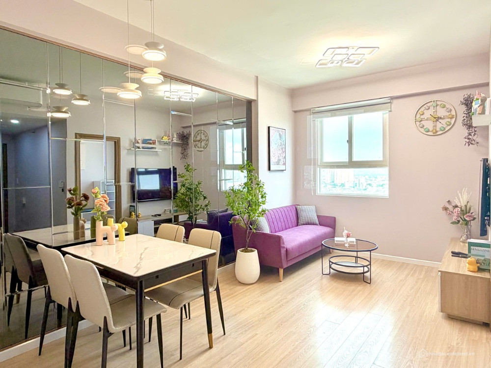 Căn 56m2 (2pn1wc) Imperial Place full nội thất, sổ hồng sẵn