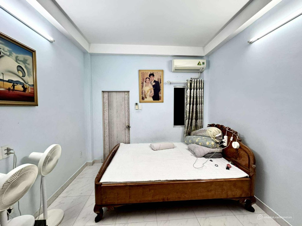 MĂT TIỀN ĐƯỜNG Ô TÔ TRÁNH - VỊ TRÍ KINH DOANH CỰC ĐẸP - 4 TẦNG + SÂN THƯỢNG