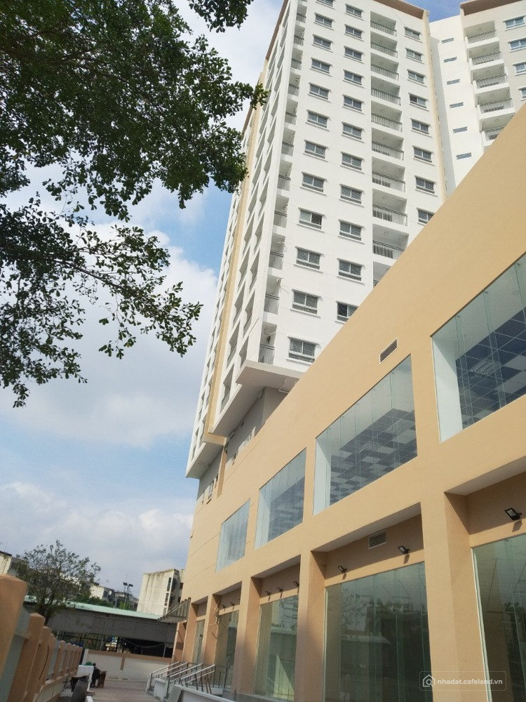 Bán căn hộ Bluesky Tower Quận 2 giá 2.5 tỷ căn 68m2,ban công chính đông
