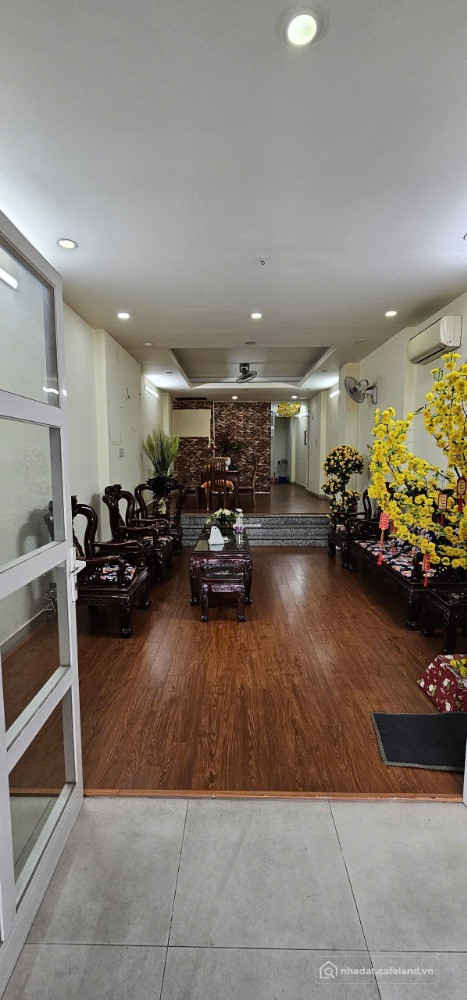 Chính chủ bán nhà 5 tầng, 301m2, Nguyễn Văn Linh, Q7, HCM, giá 13,2 tỷ