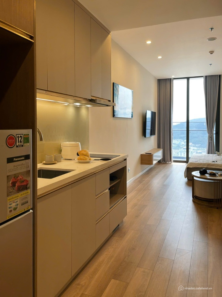 CHÍNH CHỦ CẦN BÁN GẤP CĂN HỘ ICON40 HẠ LONG – VIEW ĐẢO TUẦN CHÂU, FULL NỘI THẤT