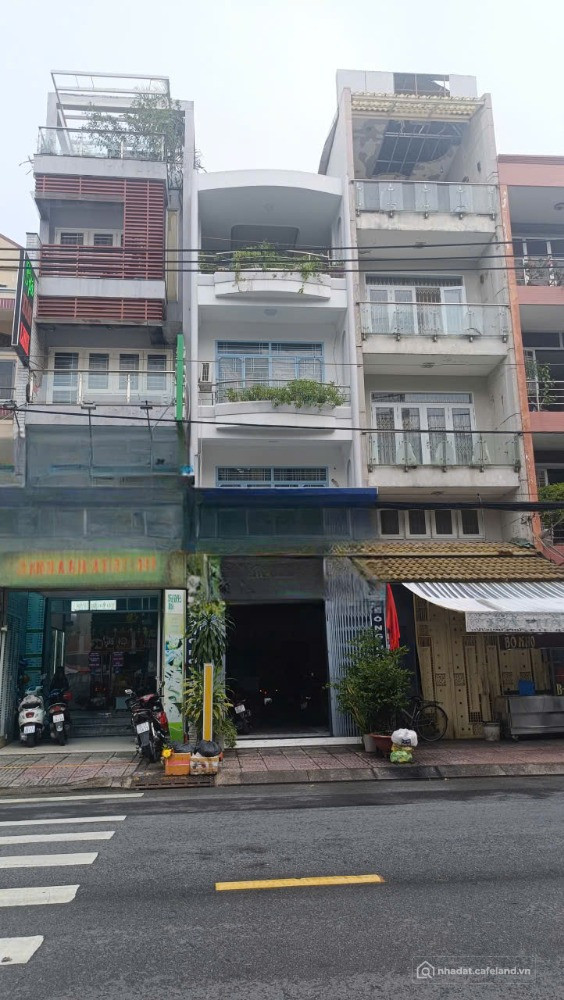 Mặt tiền đường Bình Phú, phường 11, quận 6 (4m x 20m x 5 tầng) 23.5 tỷ TL