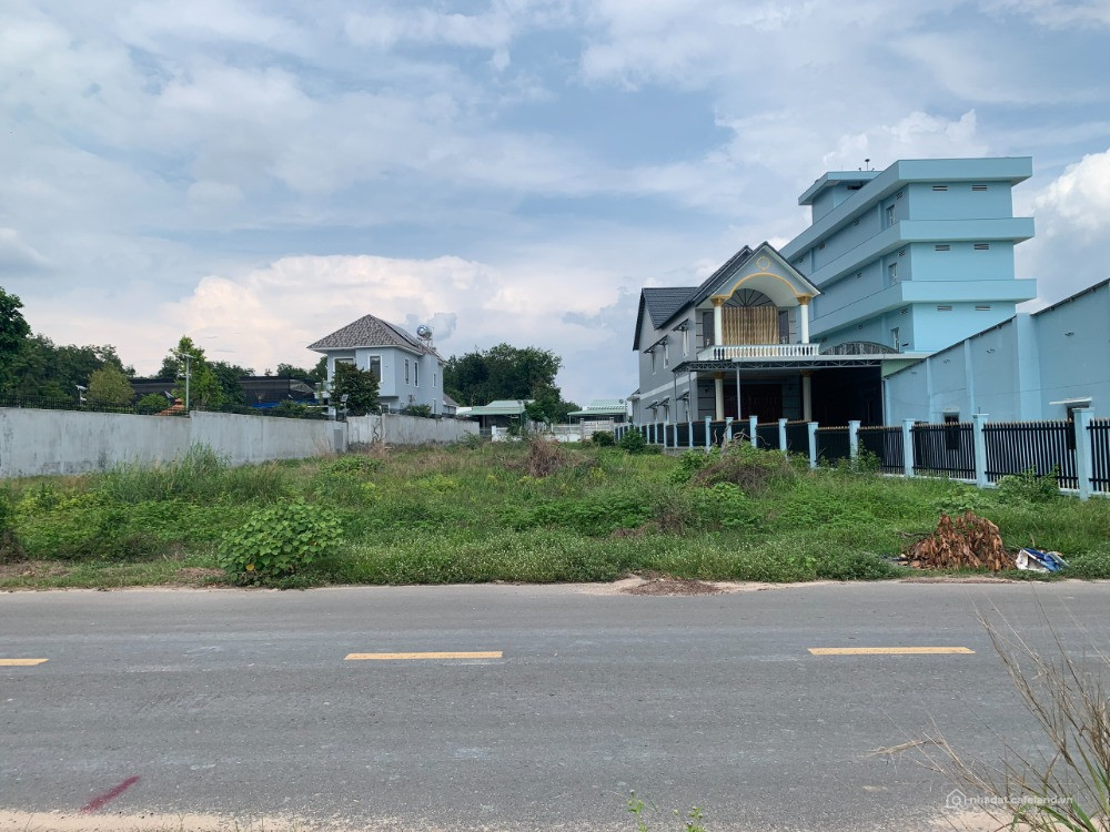 BÁN RẺ 2sổ 2,2 SÀO NHỰA,  690TR. FULL SỔ RIÊNG, TRUNG TÂM T.T SÁT TRƯỜNG  (45X52