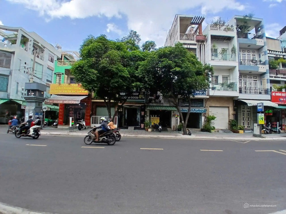 CC bán nhà Mặt tiền KD Quận 11 (205 Hàn Hải Nguyên)