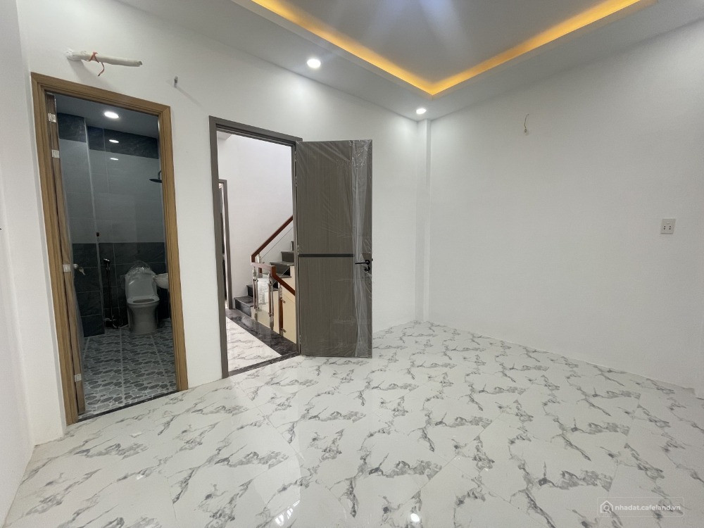 Tân Phú-nhà mới 4 tầng hẻm 4M chỉ nhỉnh 6 tỷ.