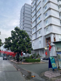 Chính chủ bán căn hộ không bị đối cửa, đầy đủ nội nhất, sổ hồng lâu dài, 68m2