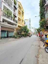 Ngang gần 6m - Khu VIP phan xích Long Phú nhuận - Mặt tiền Hoa Sữa