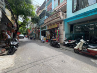 Phân lô phố Nguyễn Văn Huyên. Gara ô tô, Kinh Doanh, vị trí đẹp. 55m2 - 20.5 tỷ