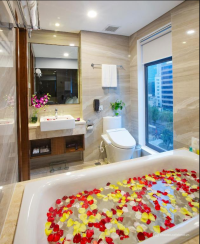 KHÁCH SẠN 3 SAO -80 PHÒNG- 1 HỒ BƠI- NGANG 15M- CÓ HĐ: 55K/TH- BÁN: 400 TỶ