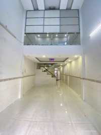 Nhà HXH 6m gần Kênh Nước Đen, 56m2, chỉ 5 tỷ TL, giá cực tốt