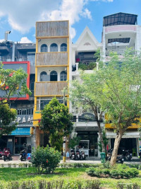 38,5 tỷ giảm về 33 tỷ, bán gấp nhà MT Phan Xích Long, Bình Thạnh, DT 4 x20m, HĐT