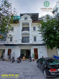 Cho thuê văn phòng giá rẻ, mặt tiền đại lộ 32