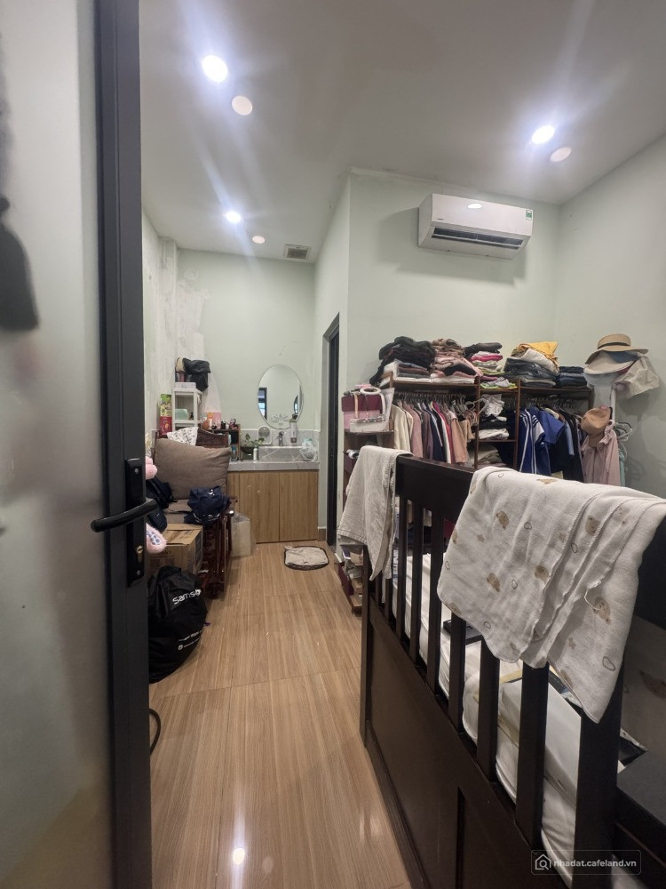 Hậu Giang Quận 6- nhà mới 2 tầng hẻm XH giá chỉ 4.9....T.