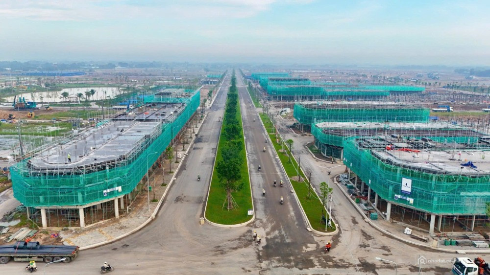 Nhà phố trung tâm hành chỉnh tt 510tr dt 228m2, vay 80% ân hạn gốc lãi 24 tháng