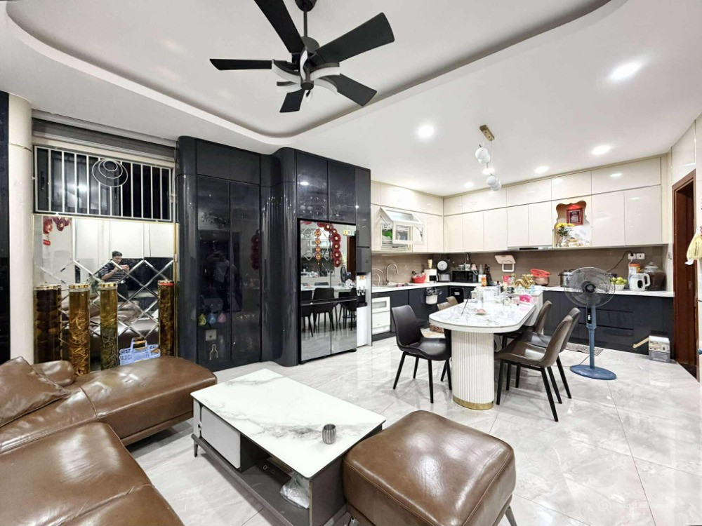 TOÀ NHÀ 8 TẦNG THANG MÁY - P5 BÌNH THẠNH - HẺM NHỰA 6M Ô TÔ TRÁNH - 117M2