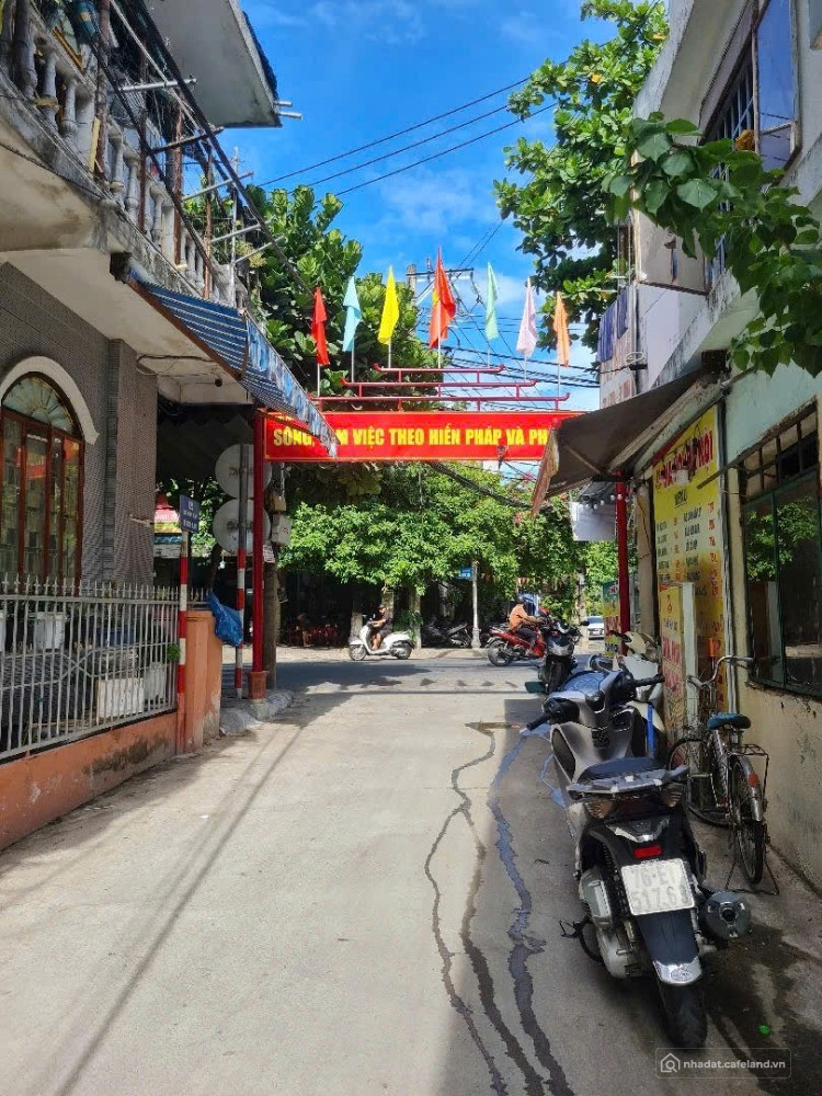  HOT HOT HOT  BÁN NHÀ 3 TẦNG DIỆN TÍCH KHỦNG HÀ HUY TẬP - Ô TÔ TRÁNH