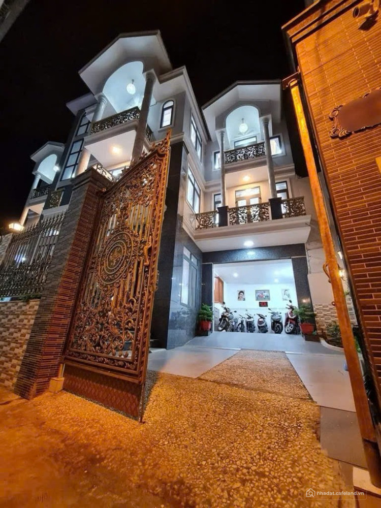 Quận 6, Biệt thự Hoàng Lê Kha, phường Bình Tây, 207m2, 7PN, 3 tầng, 22 tỷ  TL