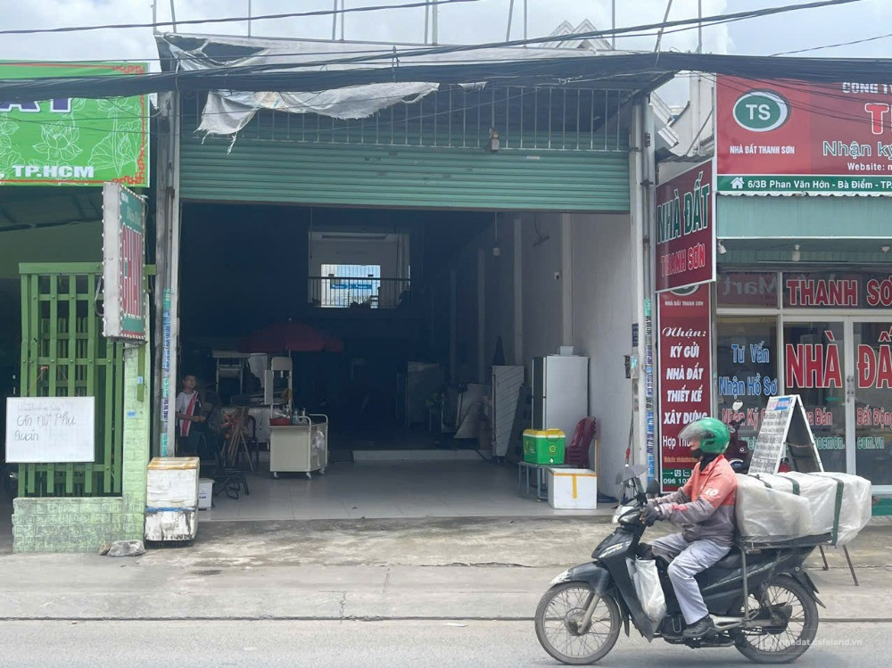 Bán nhà mặt tiền (có gác) Phan Văn Hớn, Hóc Môn - Phù hợp ở và kinh doanh