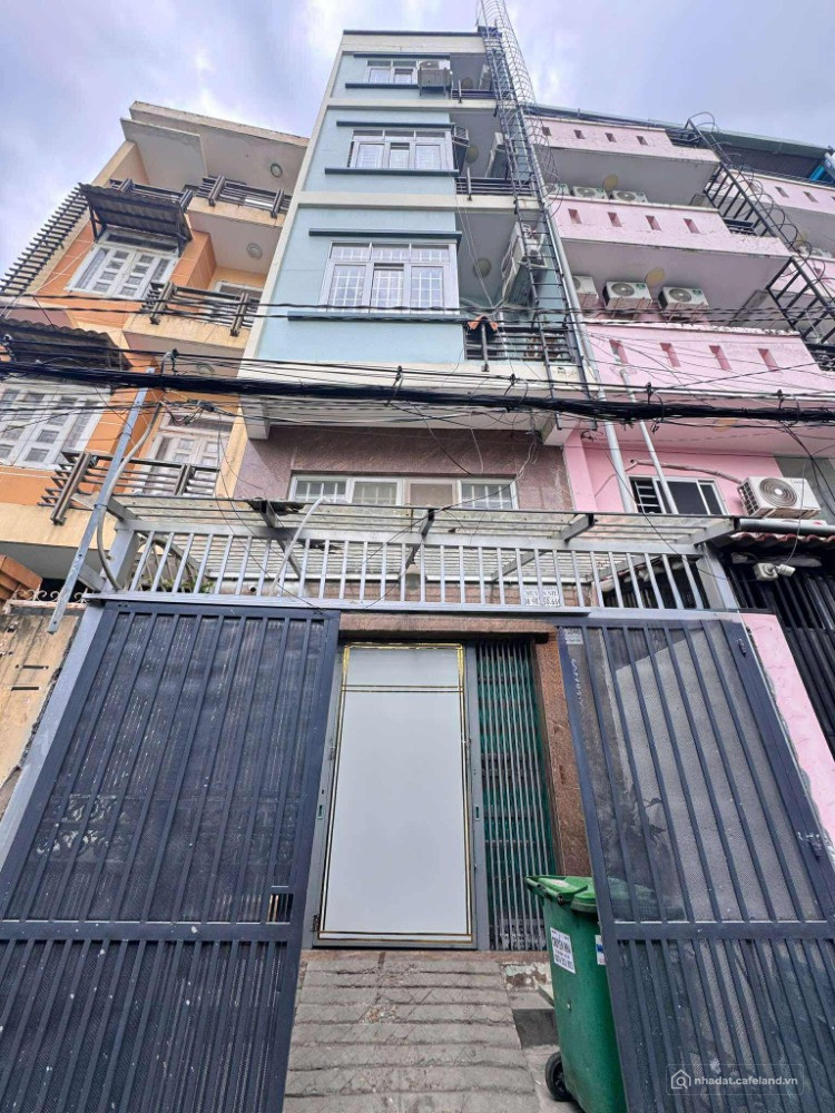 NGAY VINCOM NGUYỄN XÍ 2 CHIỀU - HXH SÁT MẶT TIỀN - CHDV 28 PHÒNG - CÓ THANG MÁY