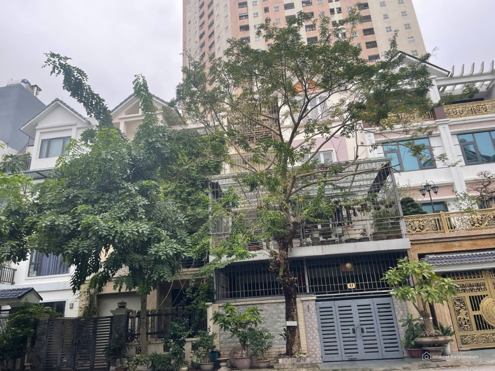 Bán căn liền kề khu đô thị MHDI quân đội tổ 5 Thạch Bàn, 91,5m2 xây 4 tầng 1 tum