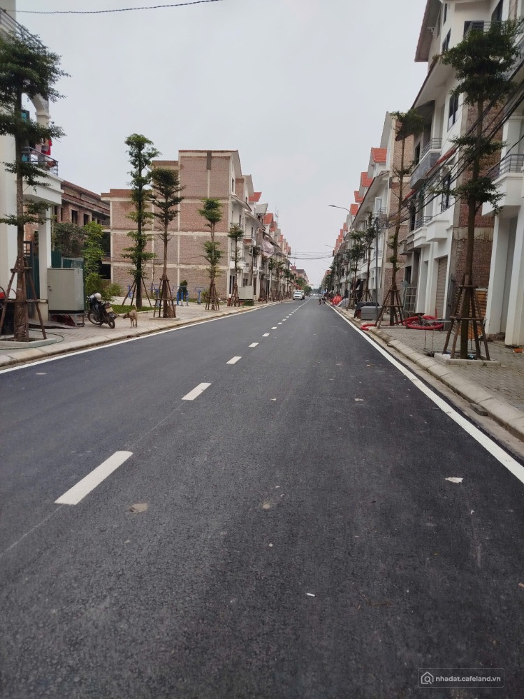 BÁN GẤP CĂN LIỀN KỀ KĐT CIENCO5 - HOÀI ĐỨC - HÀ NỘI