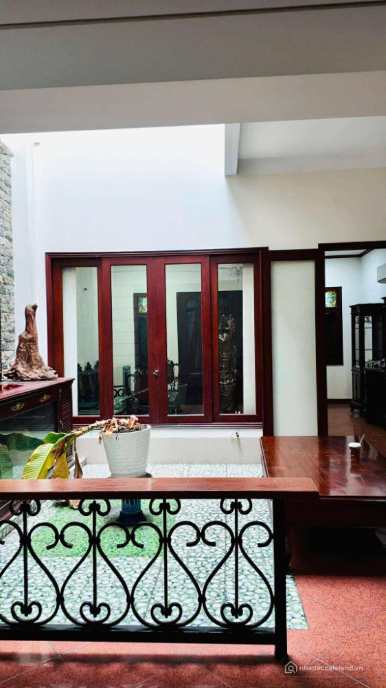 NGỘP BANK GIẢM 5TỶ BIỆT THỰ NGANG 10.5M GIÁP QUẬN 1 -THIẾT KẾ PHONG CÁCH CHÂU ÂU