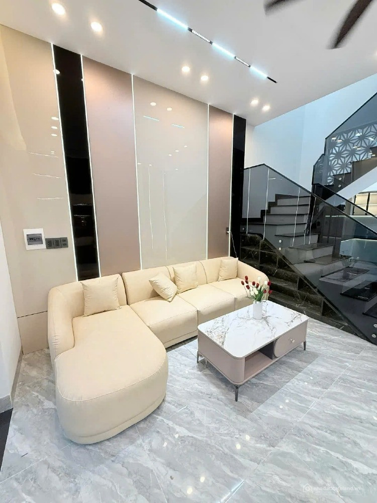 NHÀ MỚI 2 TẦNG – FULL NỘI THẤT – KHUÊ TRUNG, CẨM LỆ –  ĐÀ NẴNG