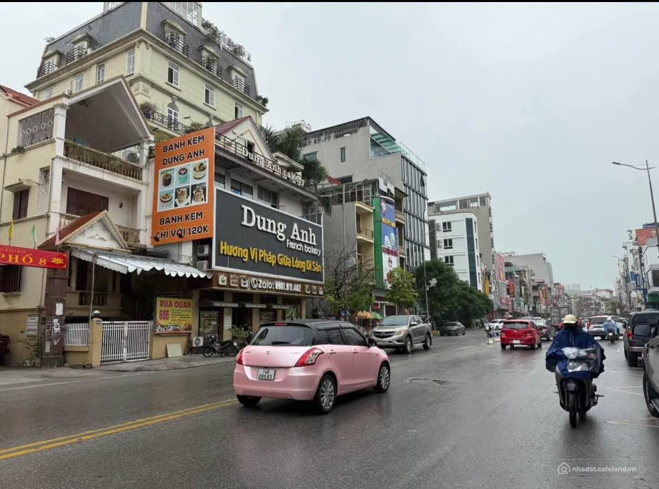 Chính chủ bán nhà 8 tầng 218m2 full sổ đỏ tại mặt đường Cái Dăm. Trung tâm du lị