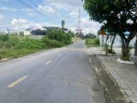 chính chủ bán đất đường nhựa thông chợ việt kiều kinh doanh tốt củ chi 1tỷ 450tr