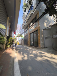 Nhà đẹp Đông La, An Khánh, ô tô qua nhà, đầy đủ nội thất, gần Công Viên