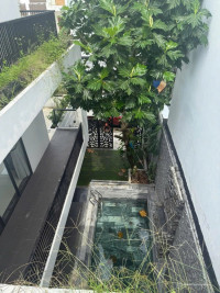  BÁN NHÀ 3 TẦNG MẶT TIỀN ĐẸP – CÓ HỒ BƠI, GARA Ô TÔ – LIÊN CHIỂU, ĐÀ NẴNG