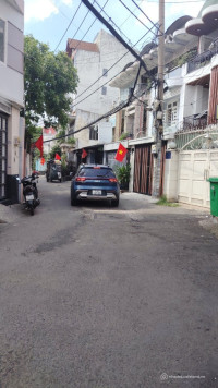 IẢM MẠNH 1.5 TỶ . OTO 7 CHỖ QUAY ĐẦU NHÀ 4 TẦNG BTCT- NGANG HƠN 10M