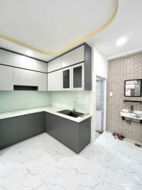 Nhà Mới 100% Hẻm Xe Tải Chiến Lược, 42.6m2, Chỉ 4.38 Tỷ, có thể vào ở được ngay