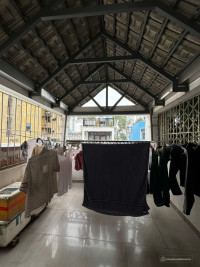 Bán nhà Quận 1-Hẽm lớn-3 lầu 6PN-8WC phù hợp với gia đình đông thành viên