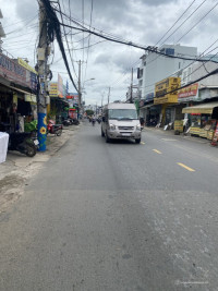 Bán nhà mặt tiền Nguyễn Duy Trinh Q2, gần chợ Tân Lập, ngang 10.5m đang cho thuê