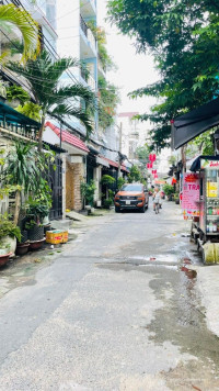 Hxh 6m Đỗ Thừa Luông, 84m2, cấp 4 tiện xây mới, cho thuê 8tr/tháng, chỉ 7.9 tỷ