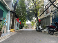 10.99 TÝ

 HÀNG HIẾM 2 MẶT HẺM CƯ XÁ CÔNG AN BÌNH THẠNH - Ô TÔ NGỦ TRONG NHÀ -