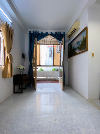 STUDIO LÀU 1- 30M2- NGAY HẺM 345 NGUYỄN TRÃI,Q1- CÓ BANCOL- FULL NT- 5.5 TR/TH