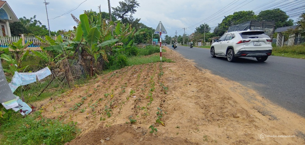 Bán đất 6 x 20 m mặt tiền đường Tôn Đức Thắng (Quốc lộ 55 cũ) đi Vũng Tàu