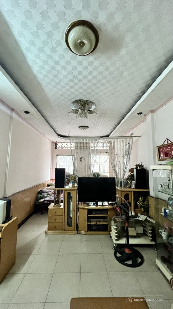 Quận 5- Trần Phú hẻm xh -sổ A4- 4 tầng HC đủ chỉ 7 tỷ hơn.