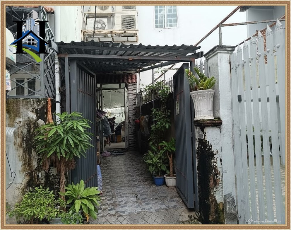 QUẬN 8 QUÁ RẺ / PHẠM THẾ HIỂN / 3.x TỶ / 60m² /  2 TẦNG / SHR