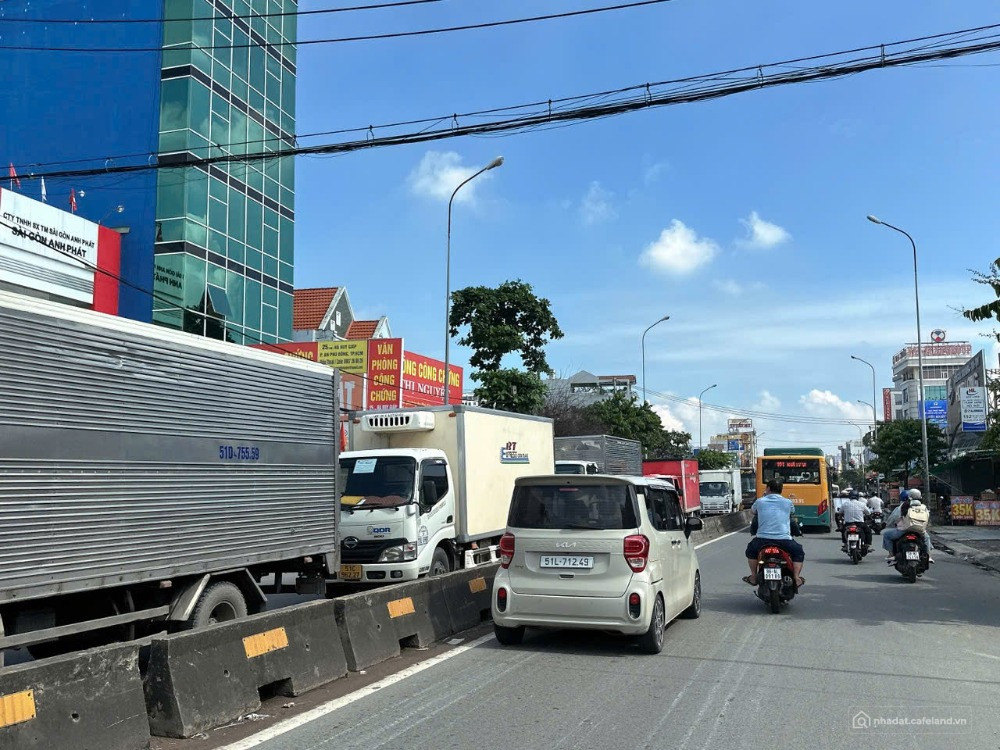 TÒA NHÀ VP 8T 2 hầm ngang 18m MTKD Hà Huy Giáp 471m2 nối dài Nguyễn Oanh 100 tỷ