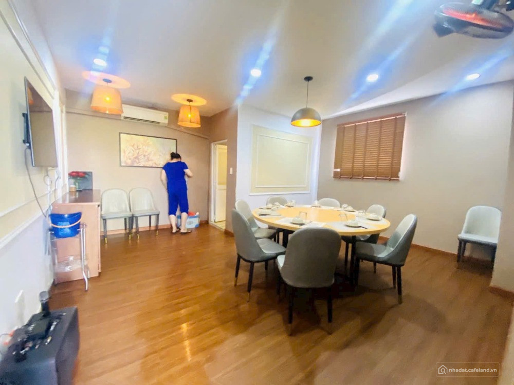 góc 2 mặt tiền 12x20m XD hầm 5 Tầng Đường số Lâm Văn Bền Quận 7