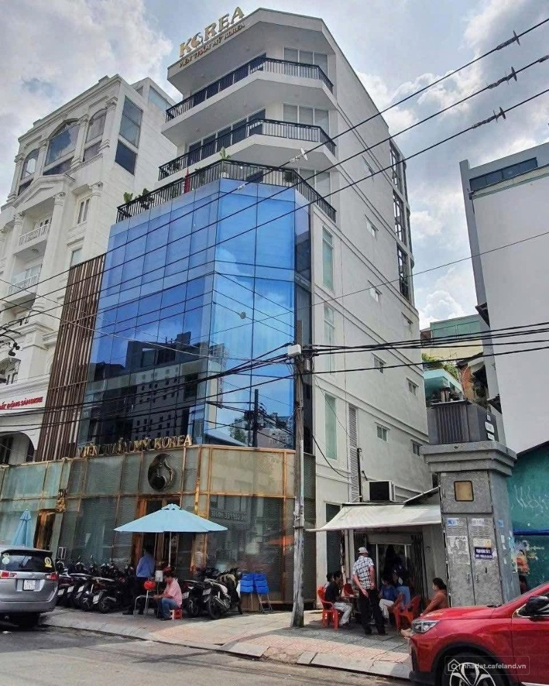 Bán building  góc 2MT Trần Nhật Duật, Quận 1, DT 8 x 16m, HĐT 320 triệu/tháng, g