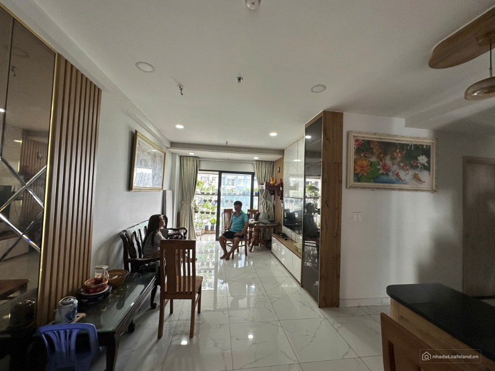 Bán nhanh căn hộ Charm City Dĩ An, full nội thất, tầng trung, View đẹp, Giá tốt