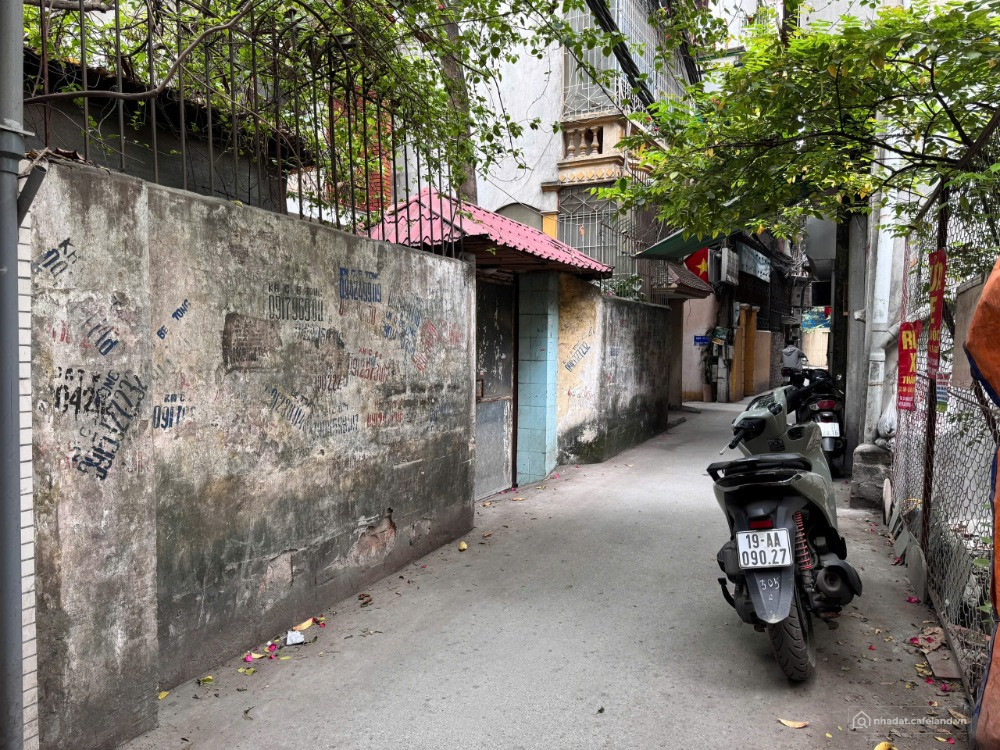 Bán đất 3 lô đất Kim Ngưu, mỗi lô: 8 tỷ, 64.5m2, mặt tiền 3.3m