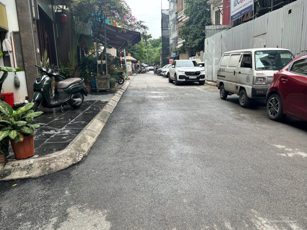 VĂN CAO, BA ĐÌNH. Nhà đẹp 6 tầng- Sổ 32m²- Mt 4.8m- Nội thất sang trọng- 10 Tỷ