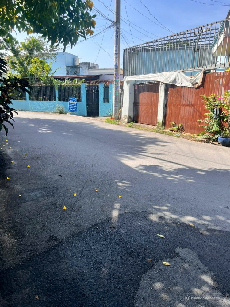 BÁN NHÀ GÁC LỮNG MẶT TIỀN KINH DOANH , ẤP CHÁNH 1 TÂN XUÂN, HÓC MÔN